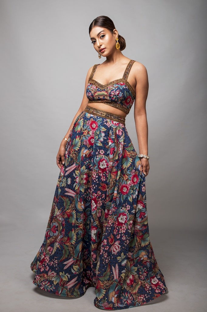 Top Ecommerce makeup artist in Delhi